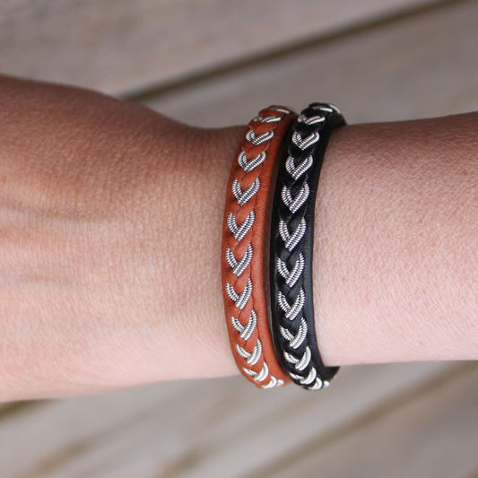 Sami Bracelets in Black and nature Brown reindeer leather.