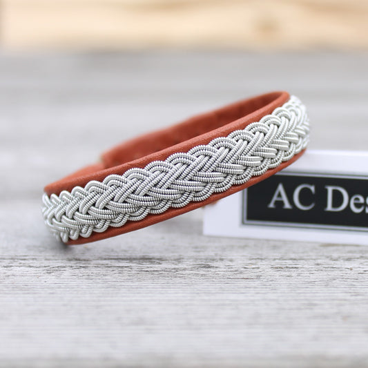 Sami bracelet Bivur in Nature Brown reindeer leather