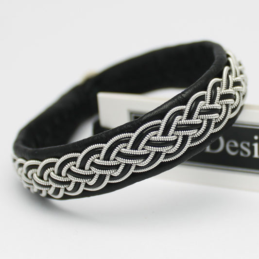 sami bracelet in black leather