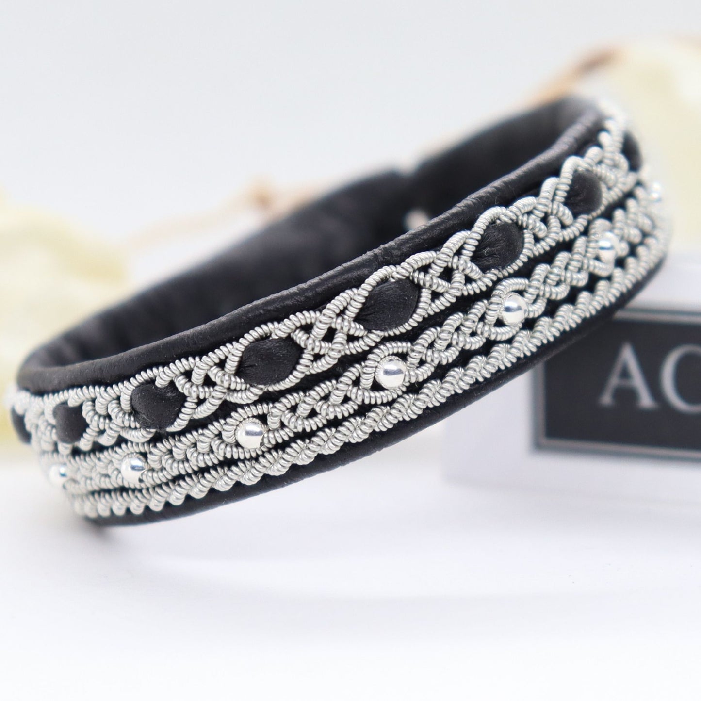 Nordic Sami bracelet in reindeer leather and silver beads