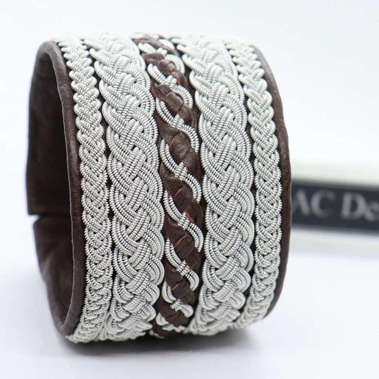 Handcrafted Sami bracelet in dark brown reindeer leather and pewter wire