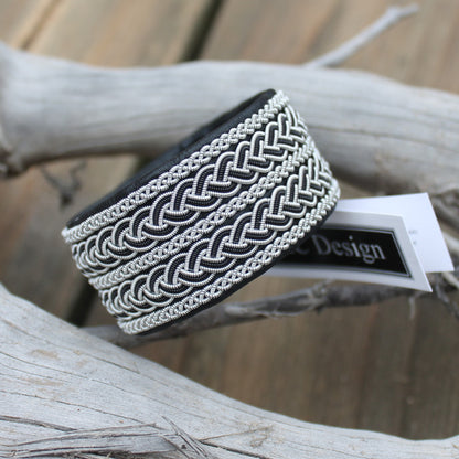 Swedish bracelet in black leather, wide design