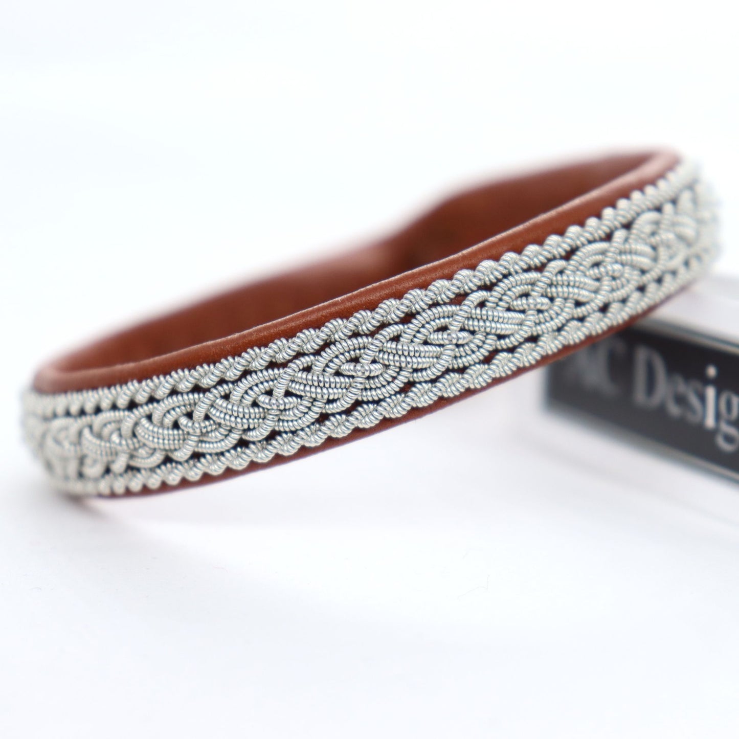 Sami bracelet in nature brown leather