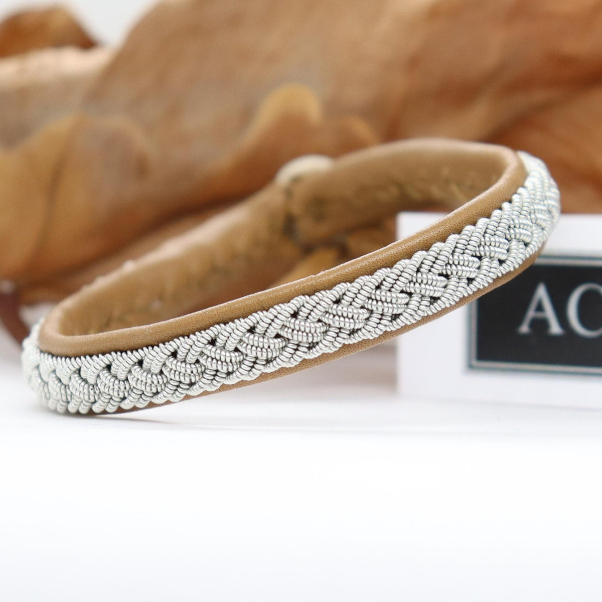 Sami bracelet with pewter braid and in leather colour Hazelnut