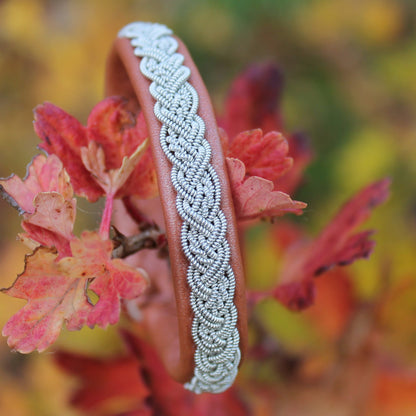 Handmade sami bracelet in reindeer leather and pewter braid