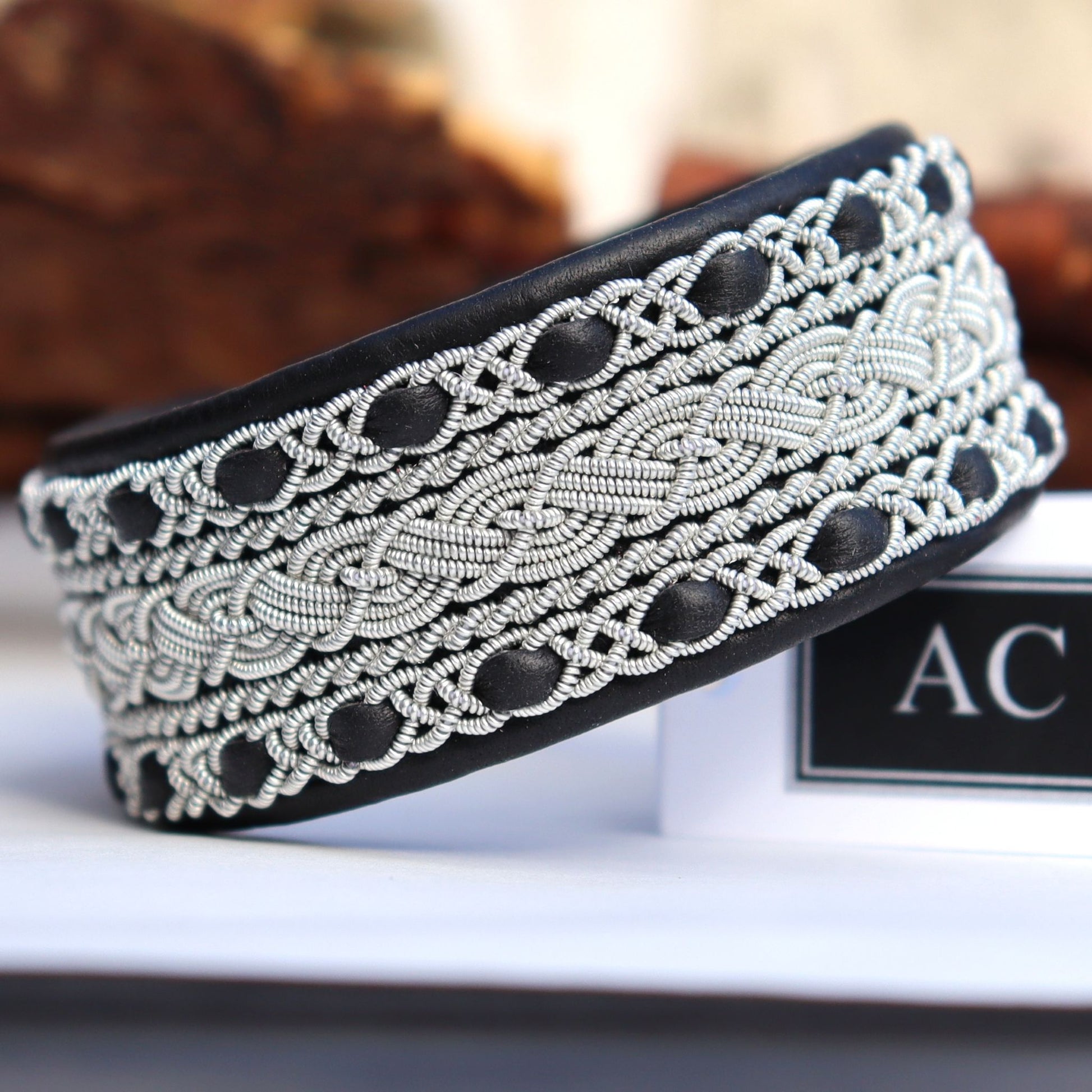 Sami bracelet cuff in black leather