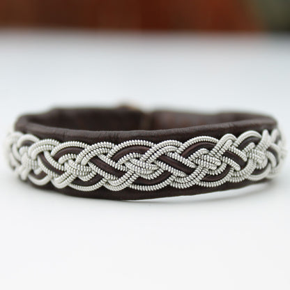 Handmade sami bracelet in dark brown leather, pewter thread and leather cord  