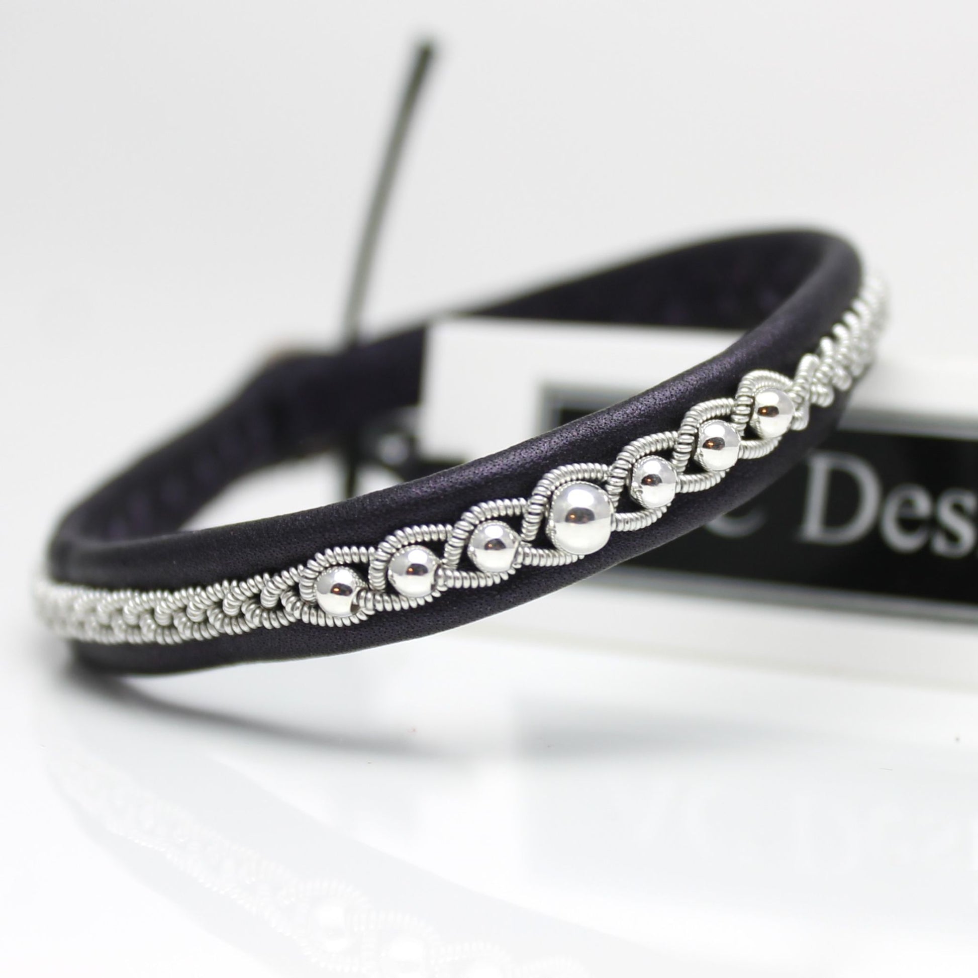 sami bracelet in leather color purple satin with sterling silver beads