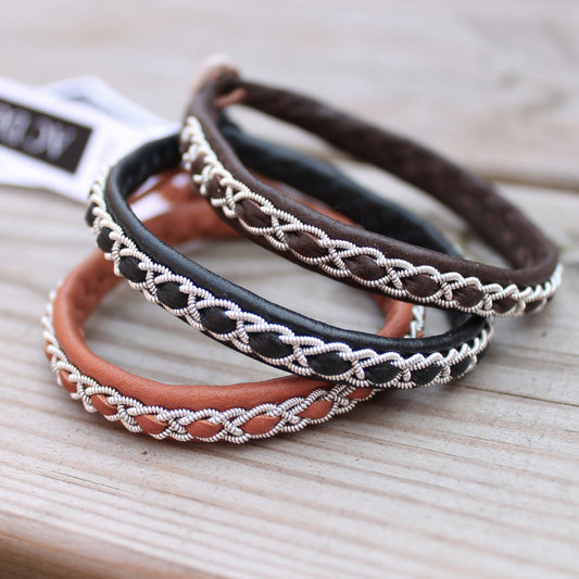 Sami bracelets in dark brown, nature brown and  black leather