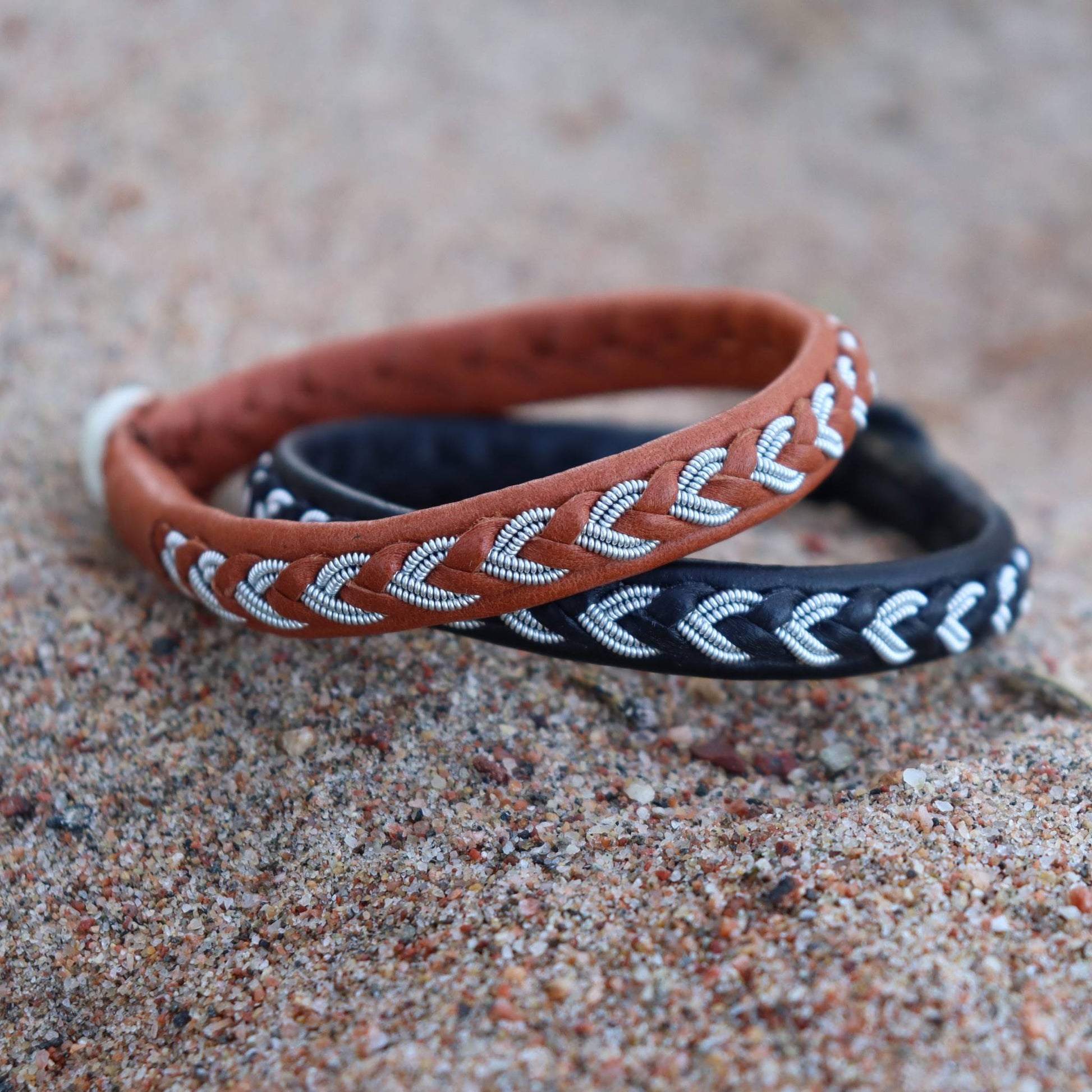 sami bracelets in leather and pewter braid
