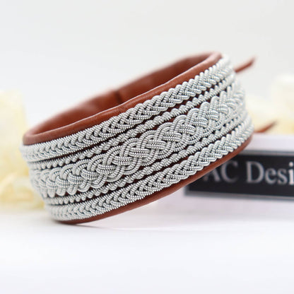 Wide leather bracelet, sami style in nature brown reindeer leather