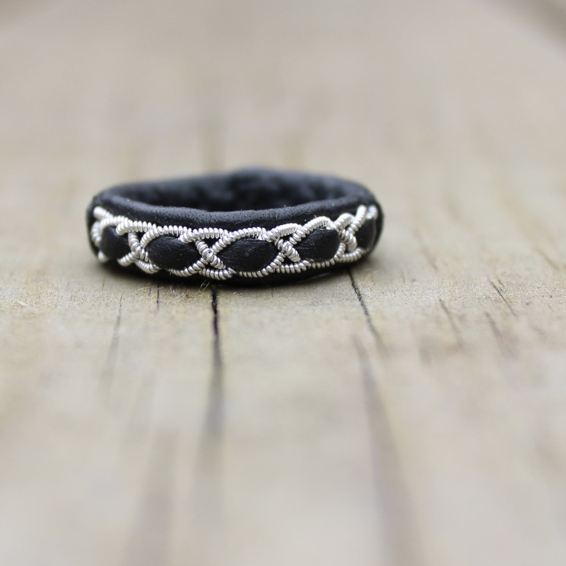 Narrow Sami ring