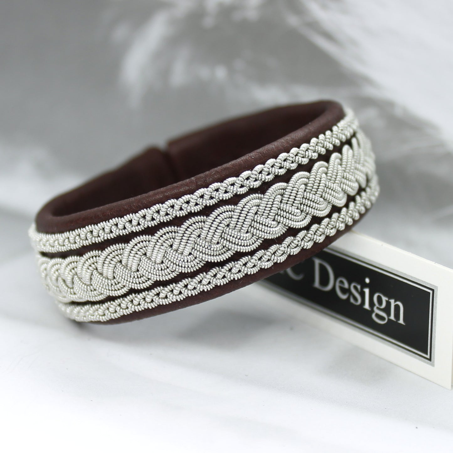 Sami bracelet in leather colour oxblood and pewter braids